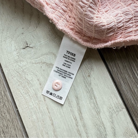 Garage Light Pink Textured Tank Top - Picture 4 of 4